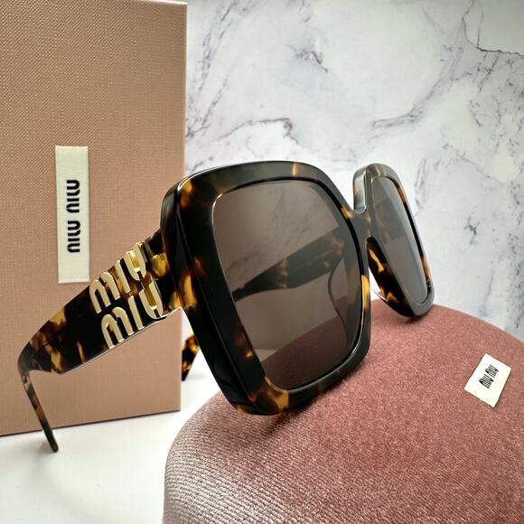 New MIU MIU Sunglasses Brown Square Gold Full Rim 56mm MIU MIU - Picture 6 of 15